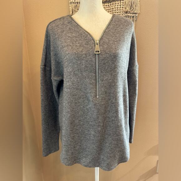 Joseph Ribkoff Vneck Zipper Sweater, Size‎ 12 - Picture 4 of 10